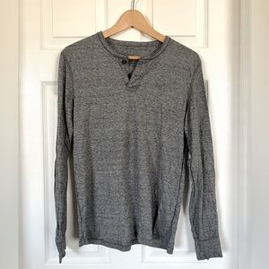 American Eagle henley shirt